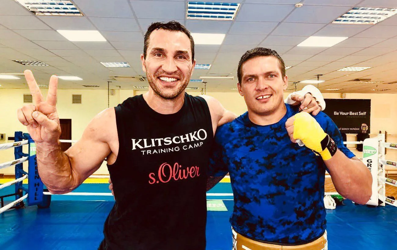 Владимир Кличко и Александр Усик в зале Klitschko Training Camp